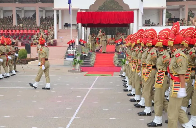 सख्त प्रशिक्षण के बाद मिली वर्दी, बीएसएफ के 371 जवान बनेंगे भारत मां के प्रहरी