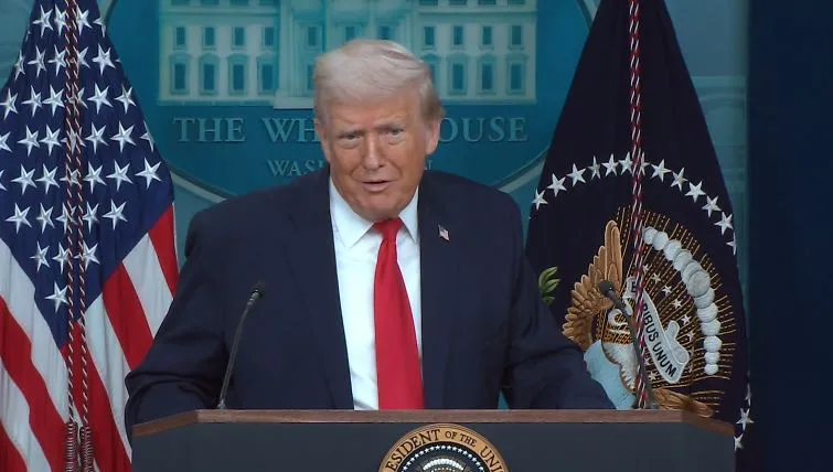 फिर भड़के ट्रंप, अब इस देश को दे दी भारी टैरिफ की धमकी