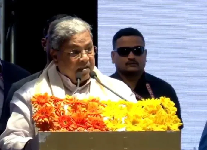 नेतृत्व मामला: सिद्दरामय्या बोले- कांग्रेस आला कमान ने बुलाया तो दिल्ली जाऊंगा