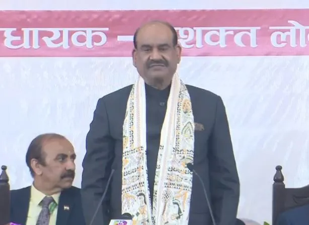 विपक्ष ने लोकसभा अध्यक्ष को पद से हटाने के लिए अविश्वास प्रस्ताव का नोटिस दिया