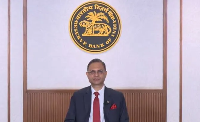 आरबीआई ने दर कटौती पर विराम लगाया, ब्याज दर को 5.25% पर बरकरार रखा