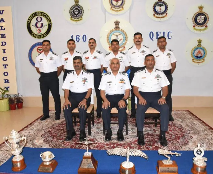 एफआईएस में 160वें क्वालिफाइड फ्लाइंग इंस्ट्रक्टर्स कोर्स का समापन समारोह हुआ