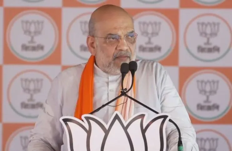 ममता को सिर्फ घुसपैठिए दिखाई देते हैं, भतीजे को मुख्यमंत्री बनाना चाहती हैं: अमित शाह