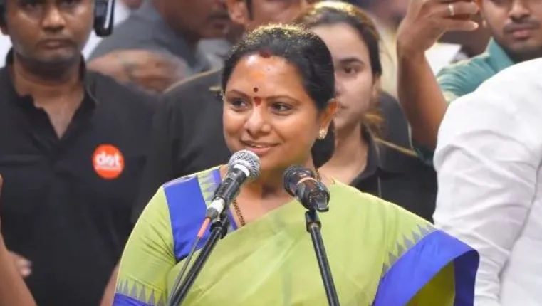 केसीआर की बेटी कविता ने नया राजनीतिक संगठन लॉन्च किया