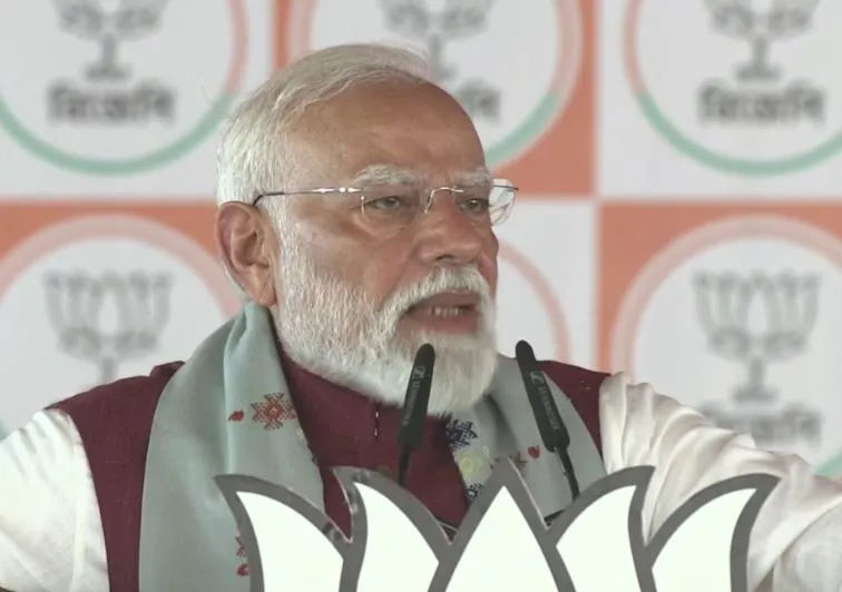 तृणकां की निर्मम सरकार की पहचान है- झूठ बोलो, झांसा दो: प्रधानमंत्री