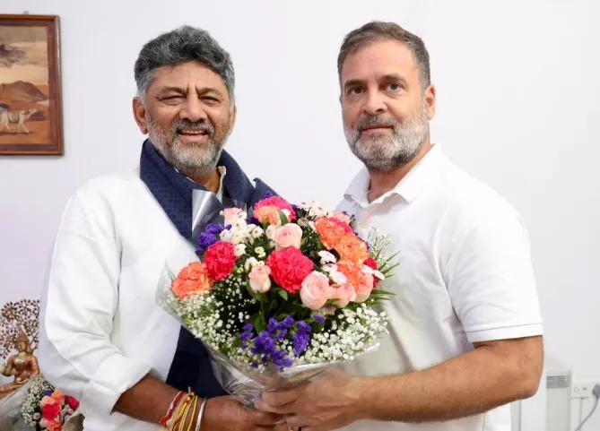 कर्नाटक में नेतृत्व परिवर्तन: ज्योतिषी ने शिवकुमार के लंबे कार्यकाल की भविष्यवाणी की