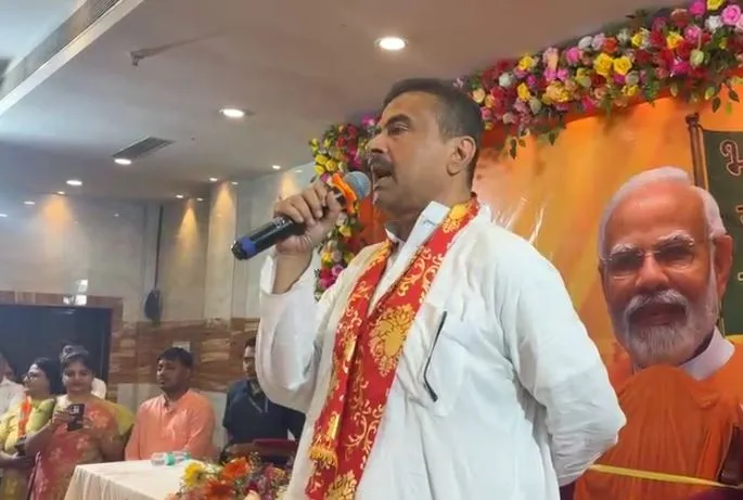 सुवेंदु ने मुख्यमंत्री पद की शपथ लेने के बाद इन उच्चाधिकारियों के साथ की बैठक