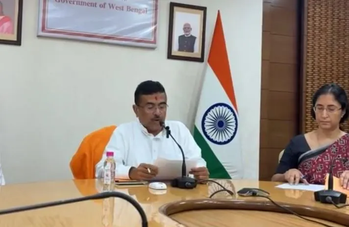 सुवेंदु सरकार का बड़ा फैसला- 'प. बंगाल में महिलाओं के लिए मुफ़्त सरकारी बस सेवा शुरू'