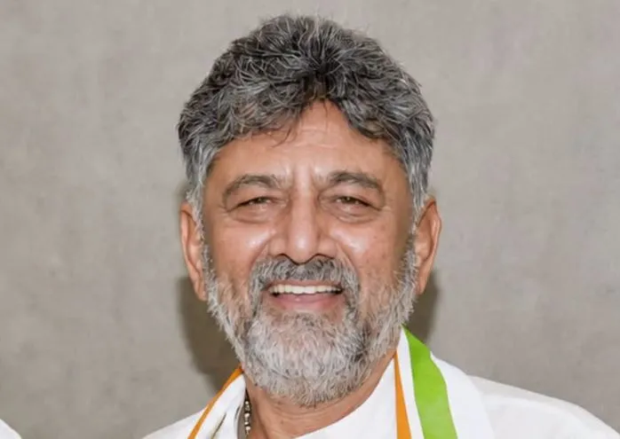नाराज़ कांग्रेस विधायकों को शिवकुमार की चेतावनी- 'इस्तीफ़े देंगे तो स्वीकार कर लिए जाएंगे'