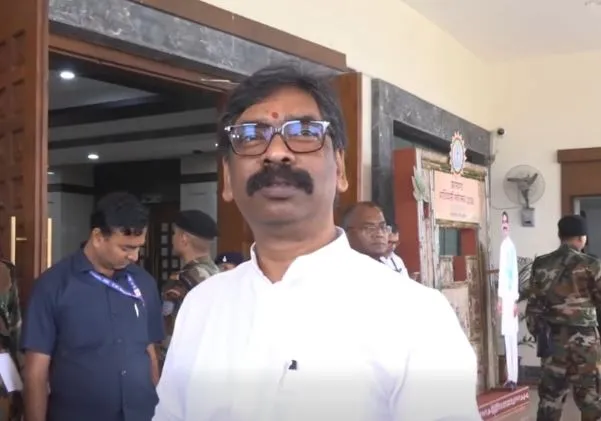 झारखंड: छात्रों के विरोध प्रदर्शन पर बोले हेमंत सोरेन- 'सकारात्मक बदलावों की दिशा में ठोस कदम उठाएंगे'