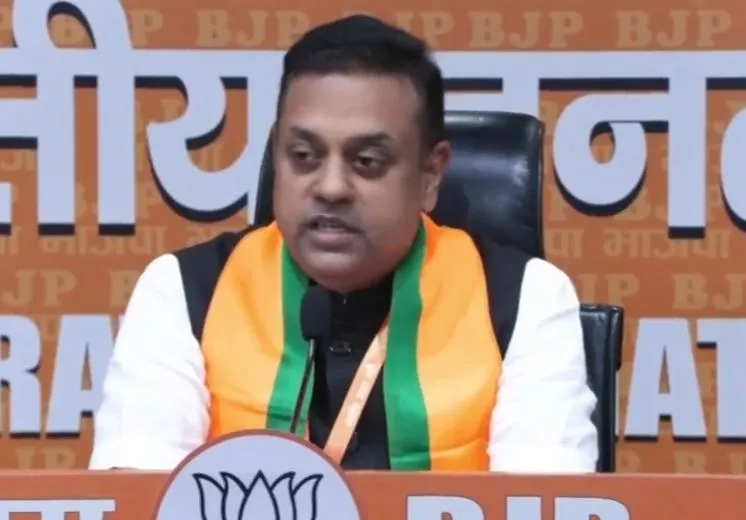 'वंदे मातरम्' को लेकर संबित पात्रा ने कांग्रेस पर साधा निशाना- 'कोई पार्टी संसद से बड़ी नहीं है'