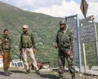 जम्मू-कश्मीर में अभियान के दौरान विस्फोट में 5 सैन्यकर्मी शहीद