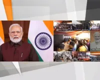 प्रधानमंत्री ने 9 ‘वंदे भारत’ रेलगाड़ियों को हरी झंडी दिखाकर रवाना किया