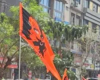 अयोध्या: श्रीराम मंदिर के उद्घाटन से पहले बढ़ी भगवा झंडों की मांग