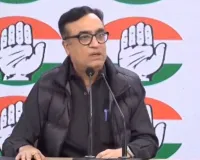 आयकर विभाग ने कांग्रेस के चार प्रमुख खातों को फ्रीज किया