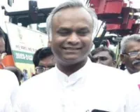 ईडी के अधिकारी विपक्ष के लोगों को निशाना बनाने के लिए हर संभव हथकंडे अपना रहे: प्रियांक खरगे 