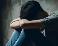 मिटाना होगा आत्महत्याओं का कलंक