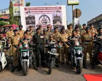 बेंगलूरु: ई-बाइक रैली को हरी झंडी दिखाई, योद्धाओं के त्याग और बलिदान को याद किया