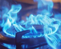 सरकार ने घरेलू एलपीजी की निरंतर आपूर्ति सुनिश्चित की, कहा- घबराकर बुकिंग करने की कोई जरूरत नहीं