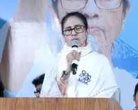 ममता बनर्जी ने भबानीपुर में मतदान केंद्रों का दौरा किया, केंद्रीय बलों पर लगाया यह आरोप