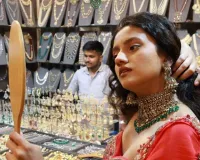 फ़ैशन, लग्ज़री और सदाबहार स्टाइल लेकर आ रही हाई लाइफ