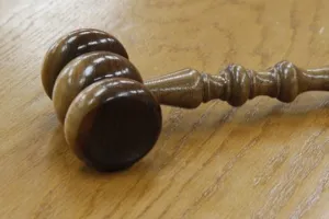 उच्चतम न्यायालय ने समलैंगिक विवाह को कानूनी मान्यता देने की मांग कर रही याचिकाओं पर सुनवाई शुरू की