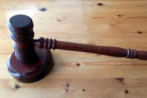 कर्नाटक: छात्राओं ने हिजाब में परीक्षा देने की अनुमति के लिए उच्चतम न्यायालय का रुख किया