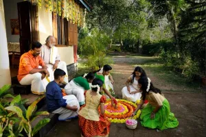 अपनी भव्यता और विविधता के साथ आ रहा है मलयाली लोगों का लोकप्रिय त्योहार 'ओणम'
