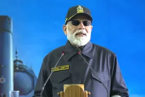 'भारतीय सेना के जवान निःस्वार्थ सेवा के प्रतीक हैं: प्रधानमंत्री