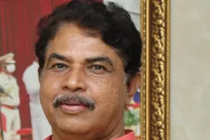 कर्नाटक में प्रशासन 'कोमा स्टेज' में है: आर अशोक