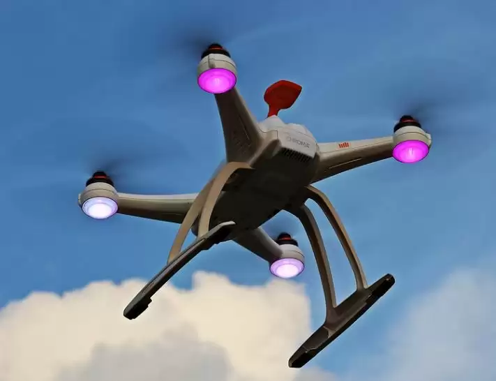 पाक के निशाने पर पंजाब, बीएसएफ ने हेरोइन लेकर जा रहे ड्रोन को मार गिराया