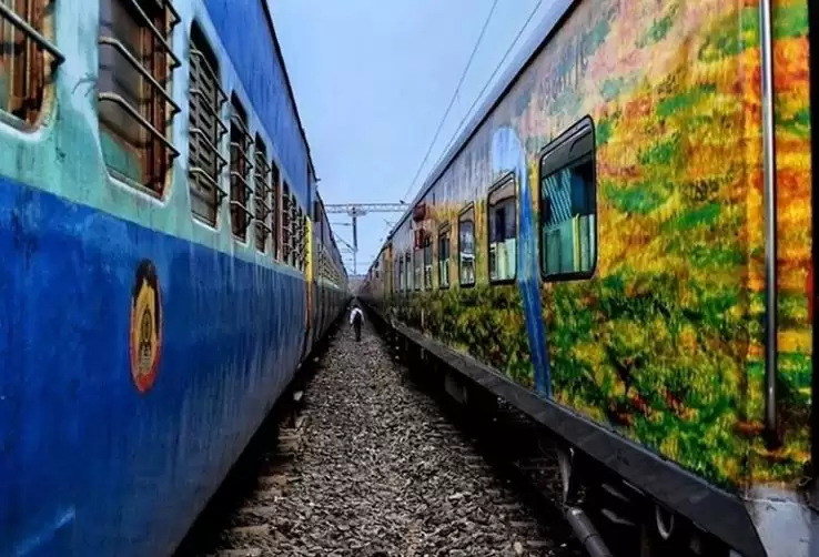 दिल्ली-कटरा मार्ग पर शुरू होगी भारत गौरव ट्रेन, यहां मिलेगी पूरी जानकारी