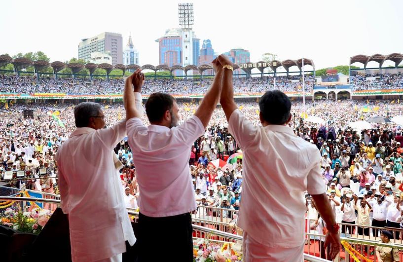 कर्नाटक: सिद्दरामैया और शिवकुमार के साथ इन मंत्रियों ने ली शपथ