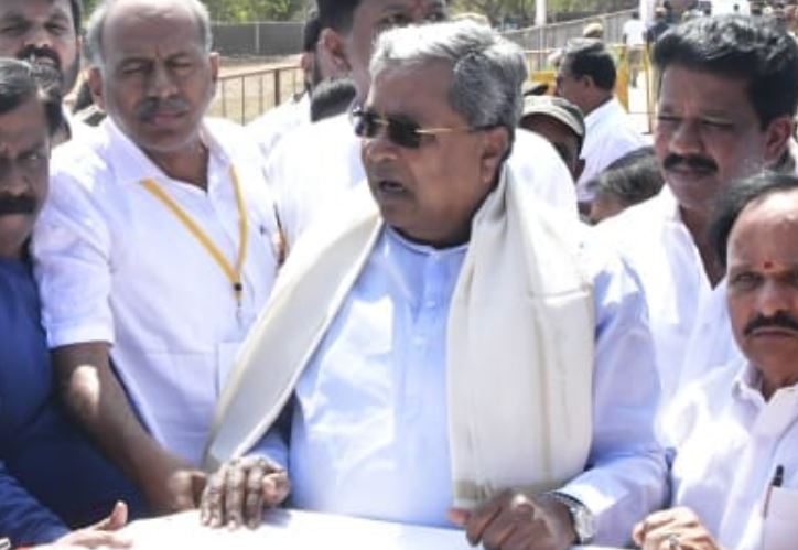 कर्नाटकः सिद्दरामैया ने लोकसभा चुनाव में कांग्रेस के इतनी सीटें जीतने की उम्मीद जताई!